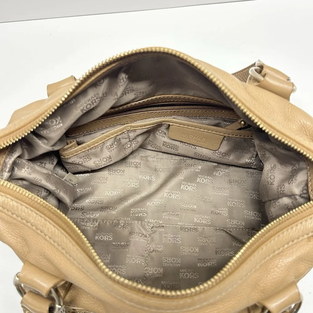 Michael Kors Austin Pebbled Leather Satchel Bag Hobo Shoulder Bag‎ Gold Hardware